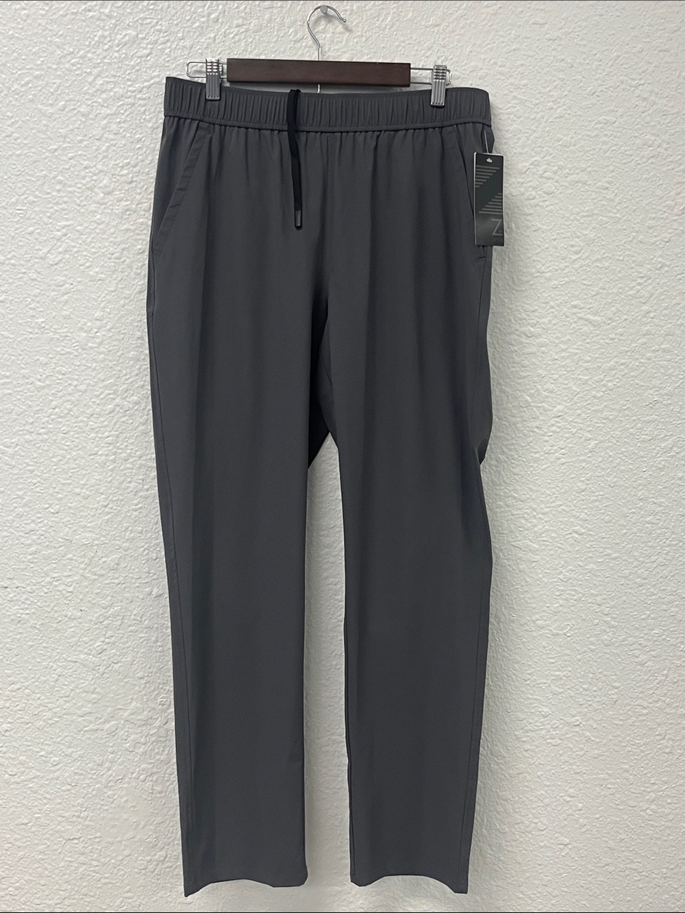 Zella Men's Charcoal Joggers
#1145